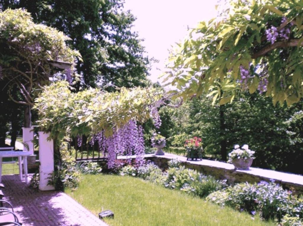 Whistler'S Inn Lenox Ngoại thất bức ảnh